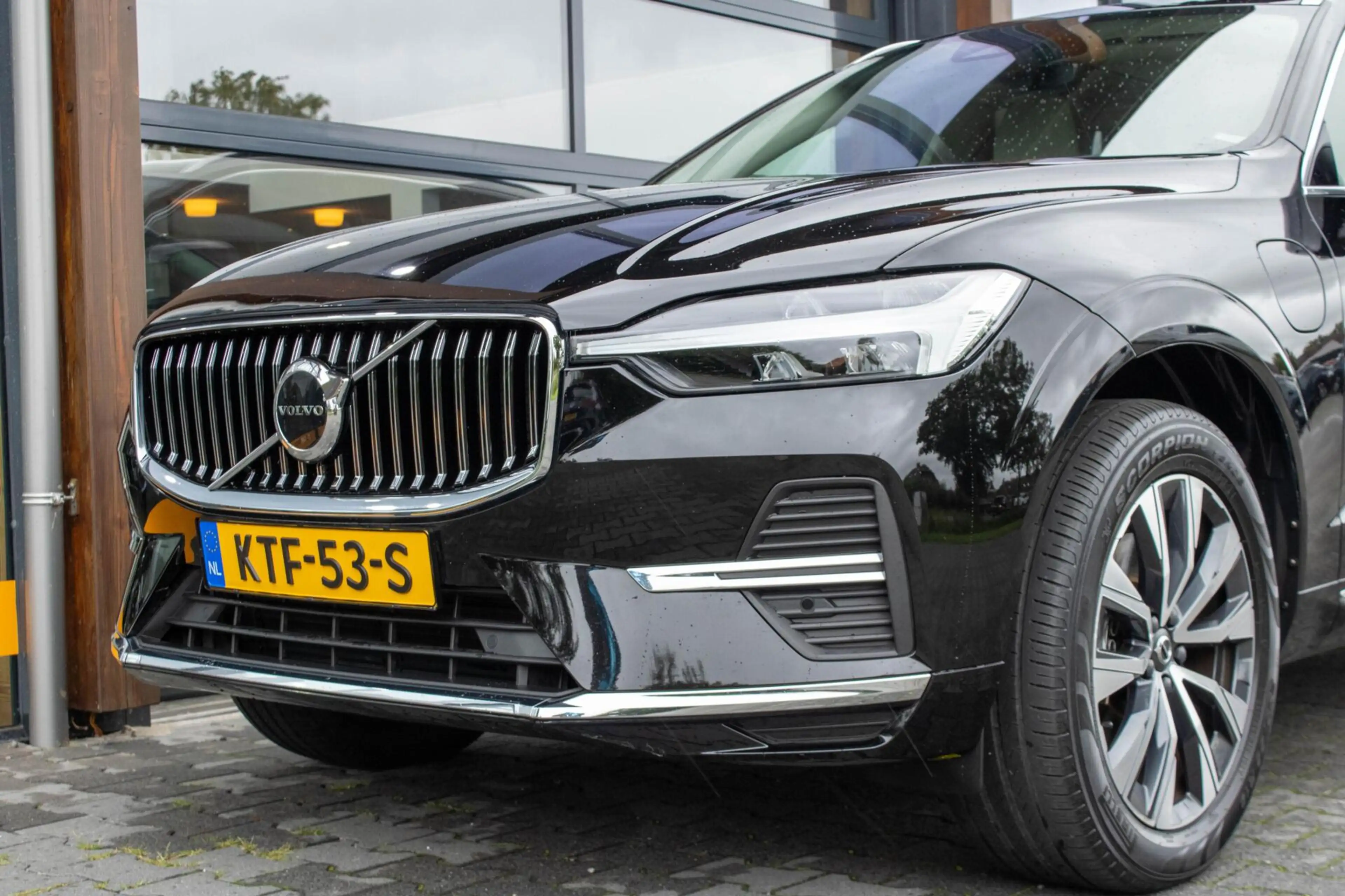 Volvo XC60 2.0 T6 PHEV AWD Inscription|ACC|Memory|Camera — photo 9