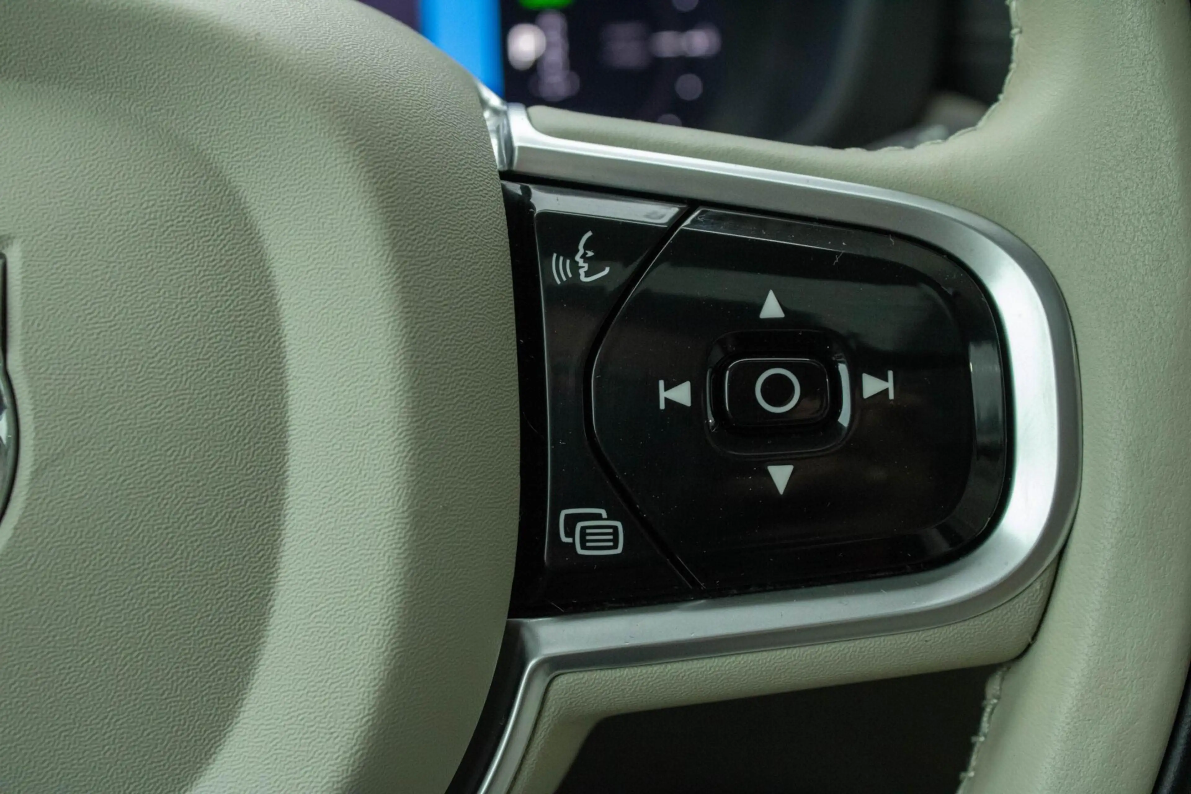 Volvo XC60 2.0 T6 PHEV AWD Inscription|ACC|Memory|Camera — photo 21