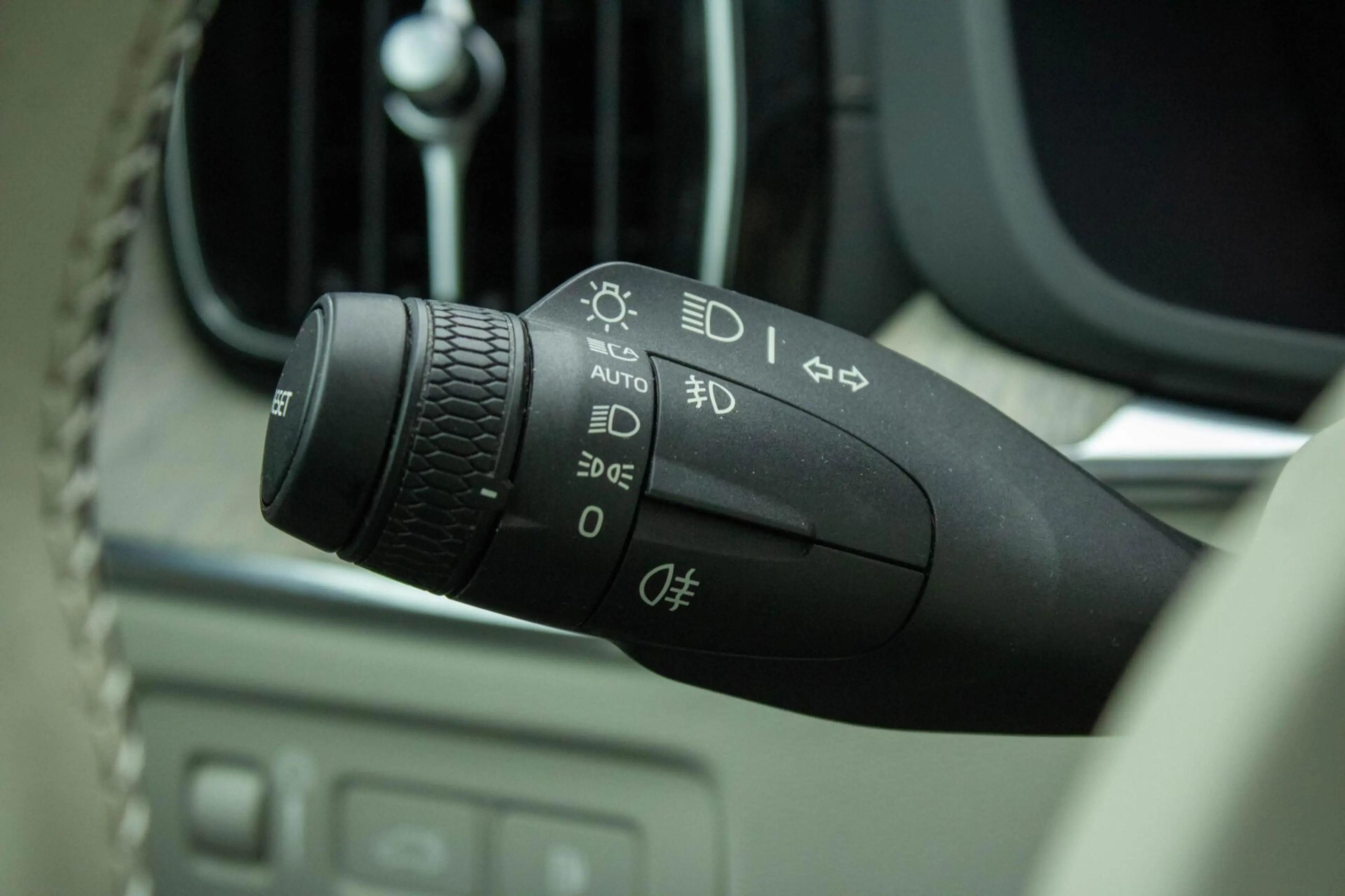 Volvo XC60 2.0 T6 PHEV AWD Inscription|ACC|Memory|Camera — photo 22