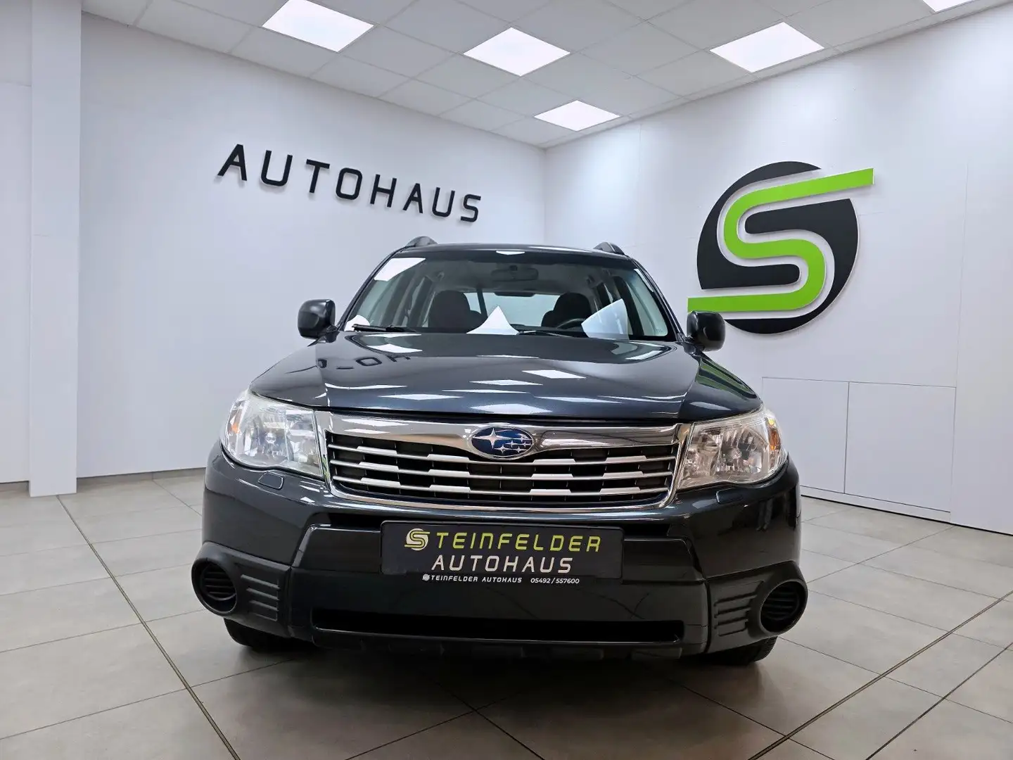 Subaru Forester 2.0 Active / SHZ / KLIMA / ALU Grau - 2