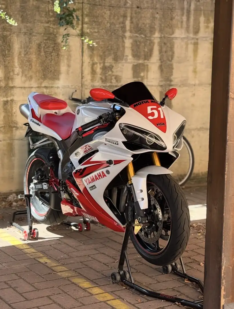 Yamaha YZF-R1 Bianco - 1