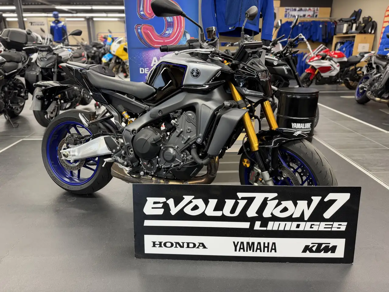 Yamaha MT-09