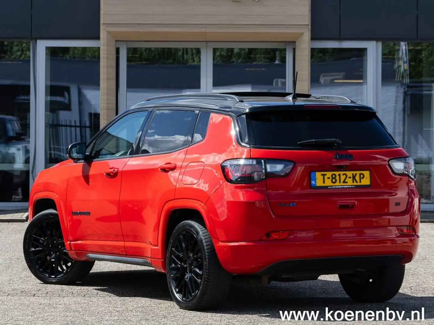 Jeep Compass 4XE 240 PHEV 240PK S Edition/ Schuifdak/ Leer/ App Rood - 2
