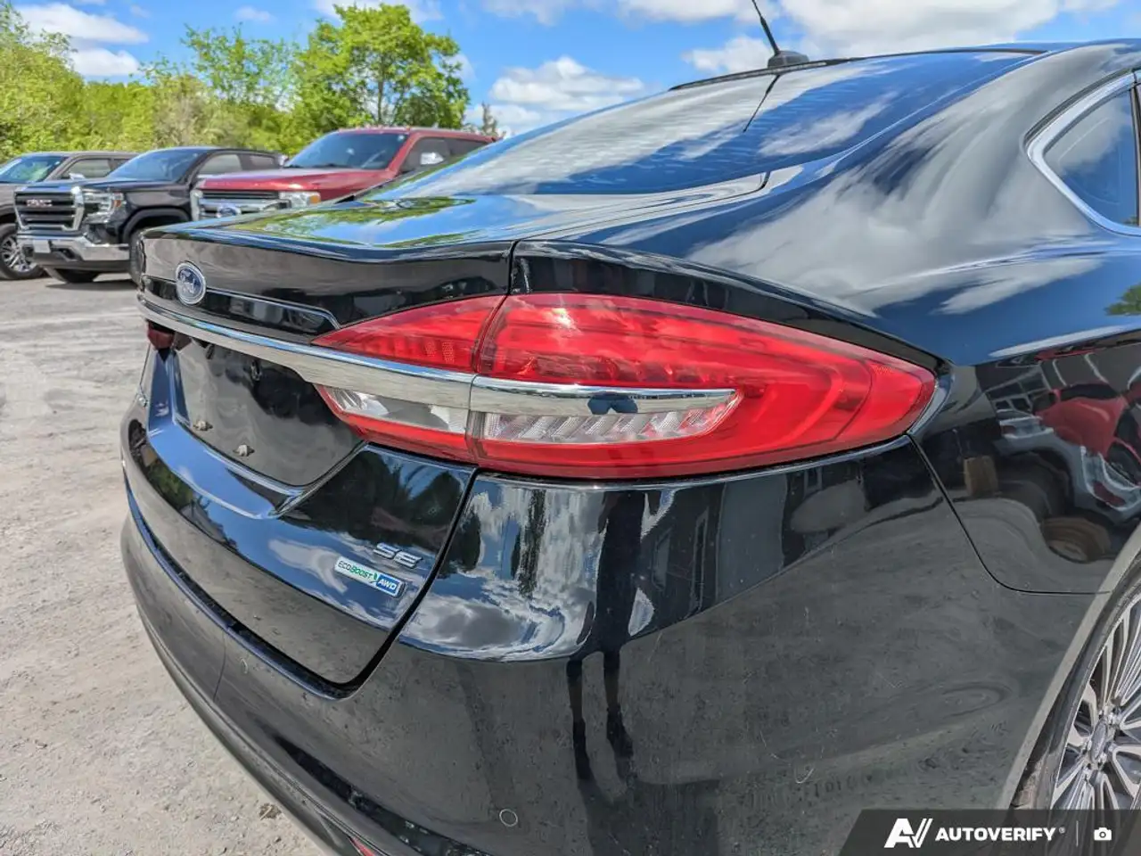 Ford Fusion снимка Ford Fusion