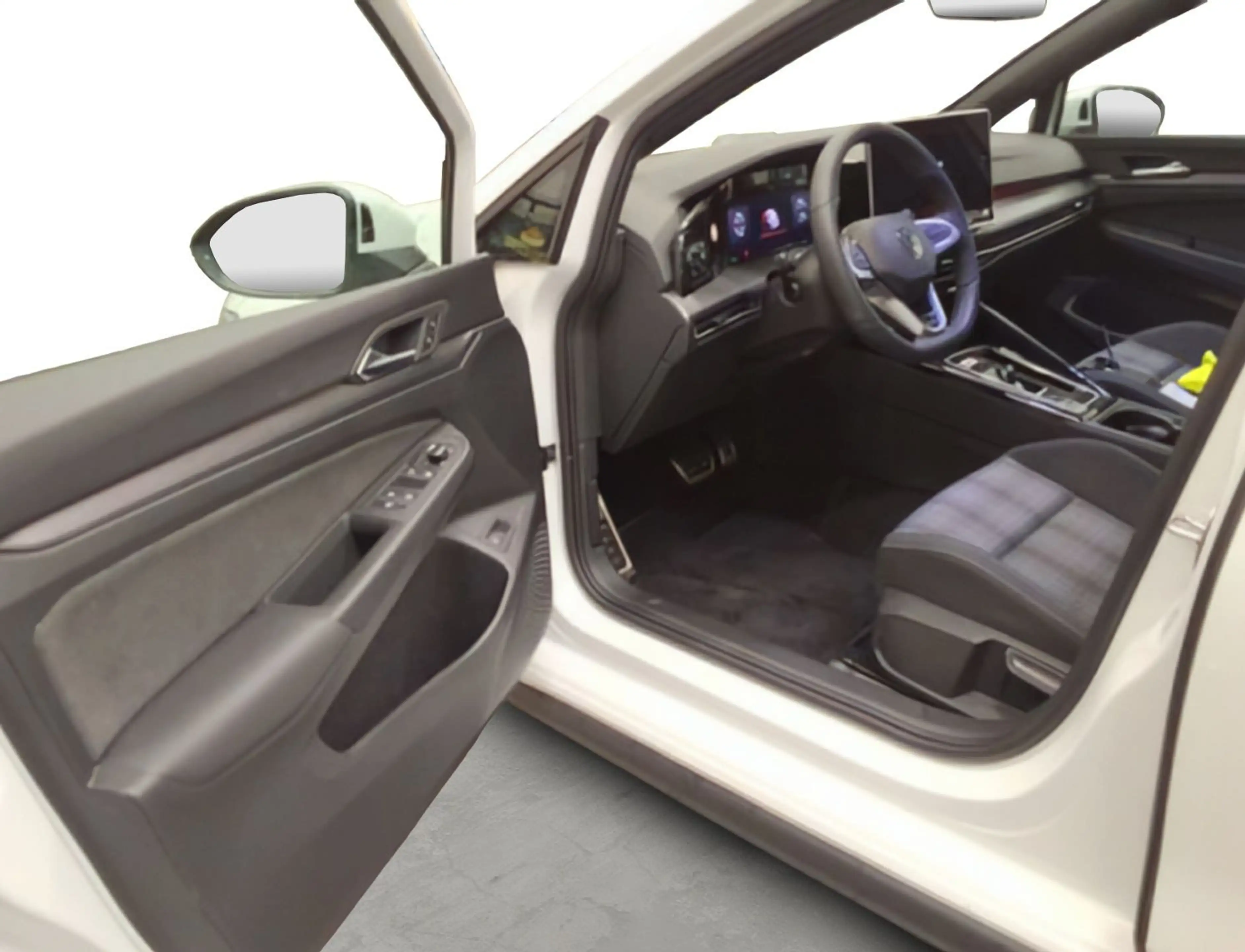 Volkswagen Golf GTE VIII 1.5 TSI eHybrid 200kW GTE *AHK*Kamera* — photo 6