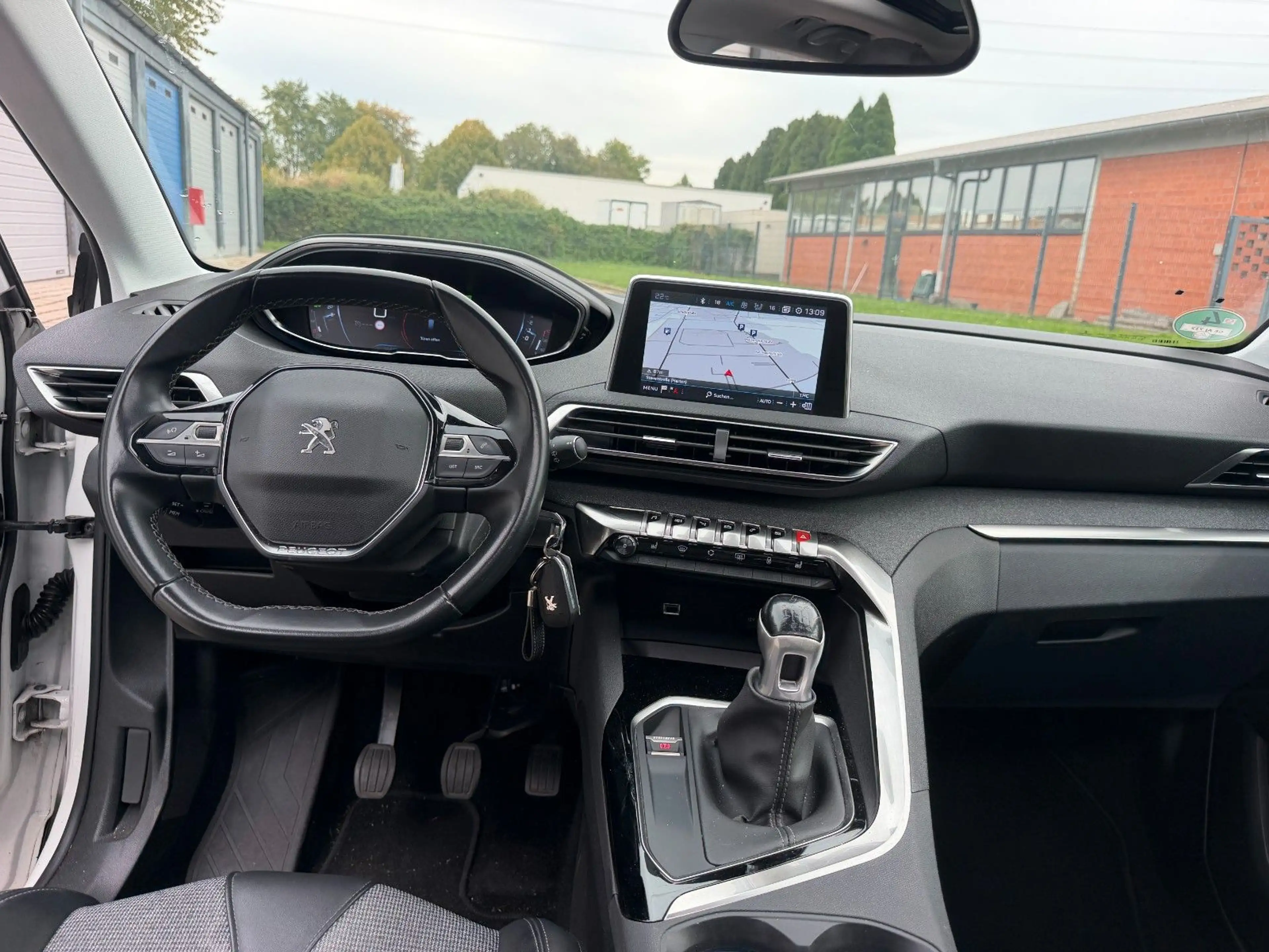 Peugeot 3008 Allure Business*PANO*KAMERA*LED SCHEINWERF* — photo 13