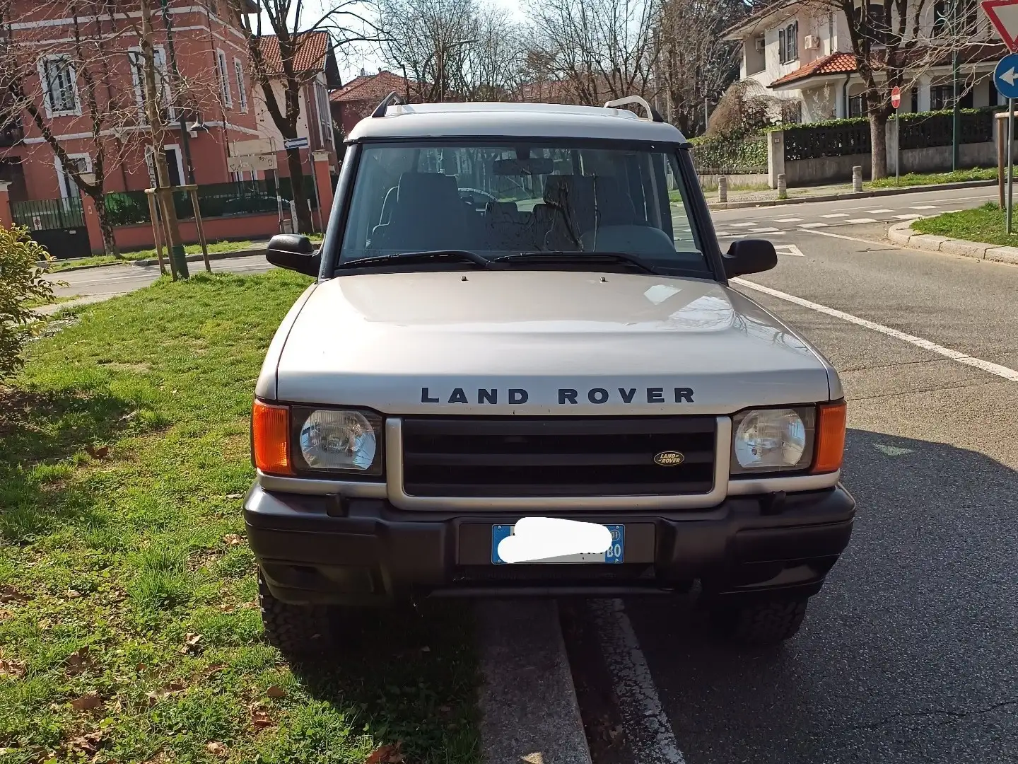 Land Rover Discovery 5p 2.5 tdi Country brončana - 1