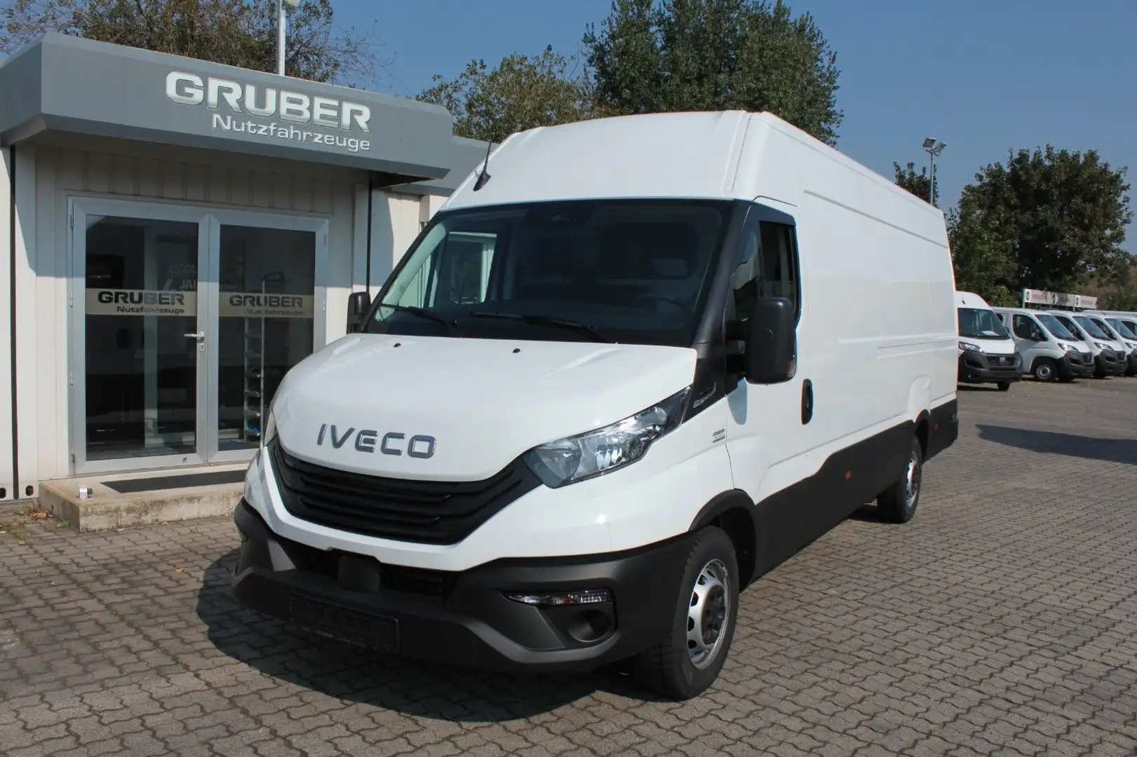 Iveco Daily 35 S 16 A8 V NEW MODEL '24 Weiß - 1