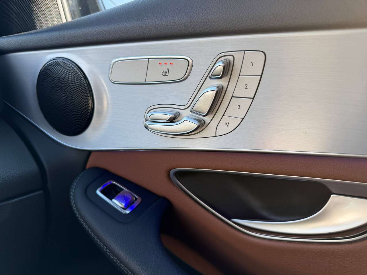 Mercedes-Benz GLC 200 2022 — photo 18 sur 20