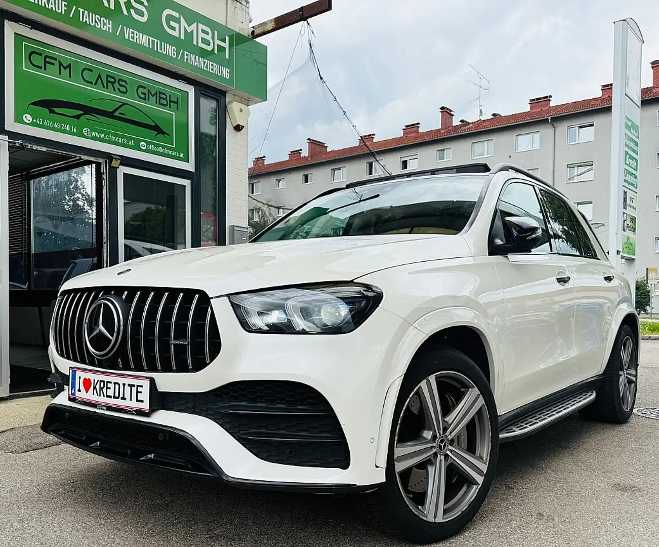 Mercedes-Benz GLE 400 d 4Matic AMG Line//Pano//Luft//Burmaster// Blanc - 1