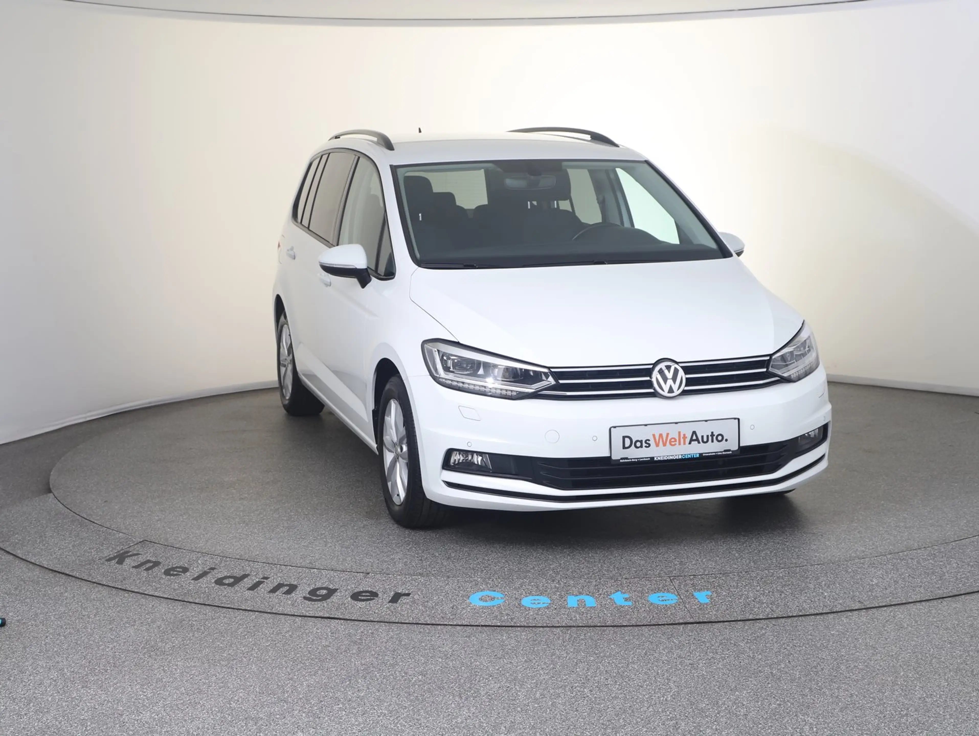Volkswagen Touran Comfortline TDI SCR 5-Sitzer — photo 11