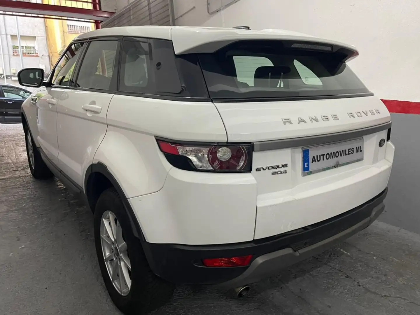 Land Rover Range Rover Evoque 2.2L eD4 Dynamic 4x2 Blanco - 1