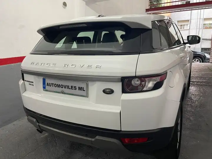 Land Rover Range Rover Evoque 2.2L eD4 Dynamic 4x2 3p 2013, foto 3