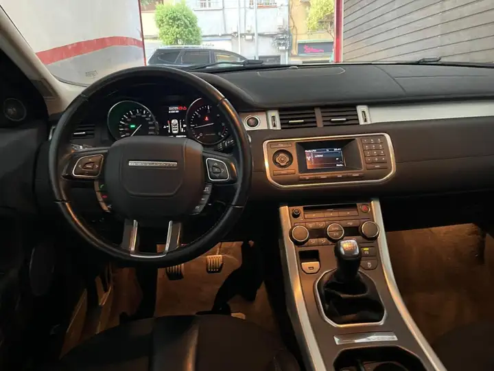Land Rover Range Rover Evoque 2.2L eD4 Dynamic 4x2 3p 2013, foto 12