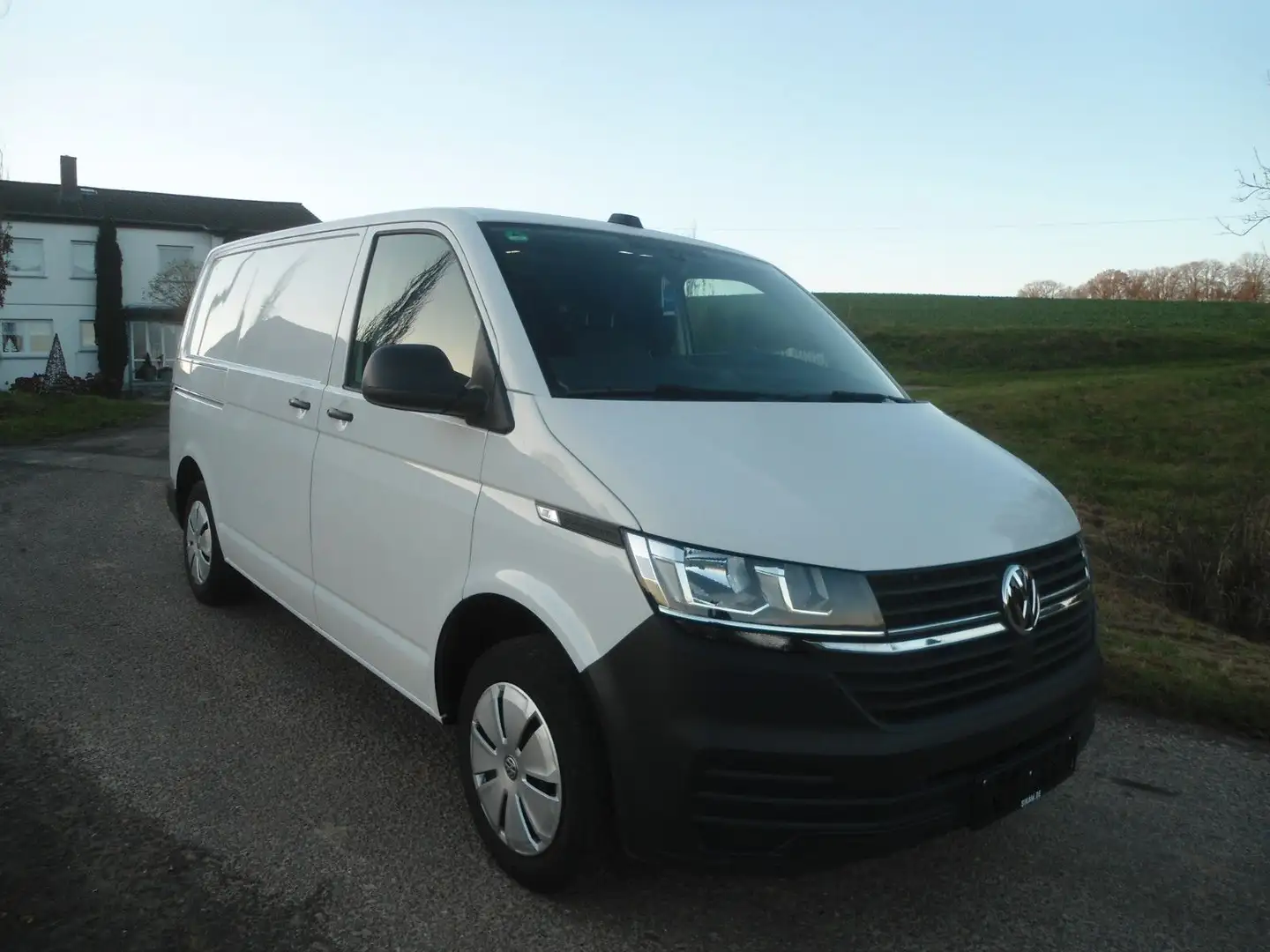 Volkswagen T6 Transporter Klima,AHK,2.Hand,sehr sauber Білий - 2