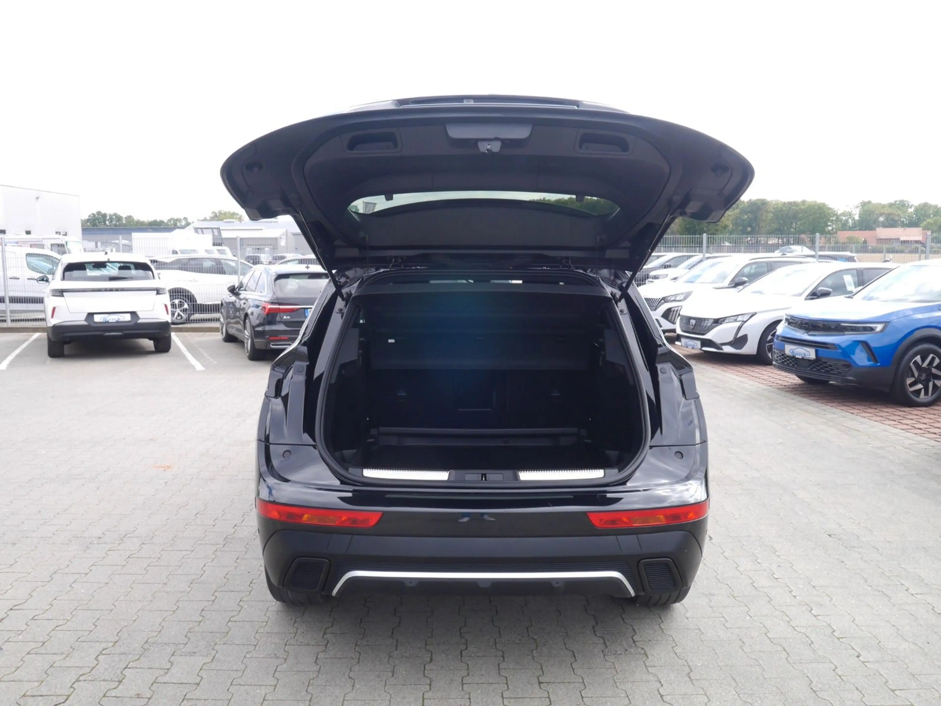 DS Automobiles DS 7 Crossback DS7 Blue HDI LED/NAVI/APP/SHZ/Kamera — photo 6