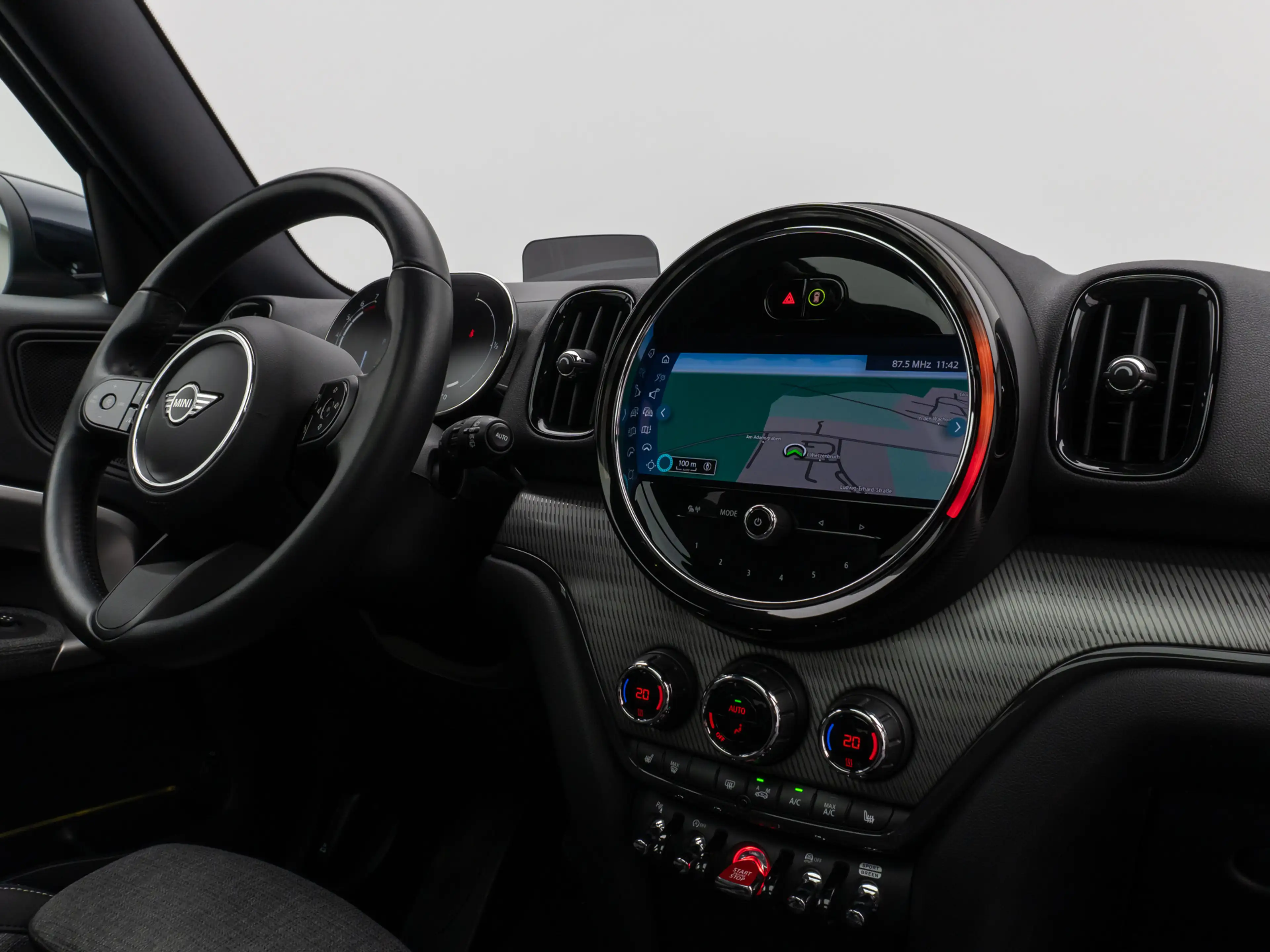 MINI Cooper Countryman HUD Panorama Kamera Sportsitze — photo 34