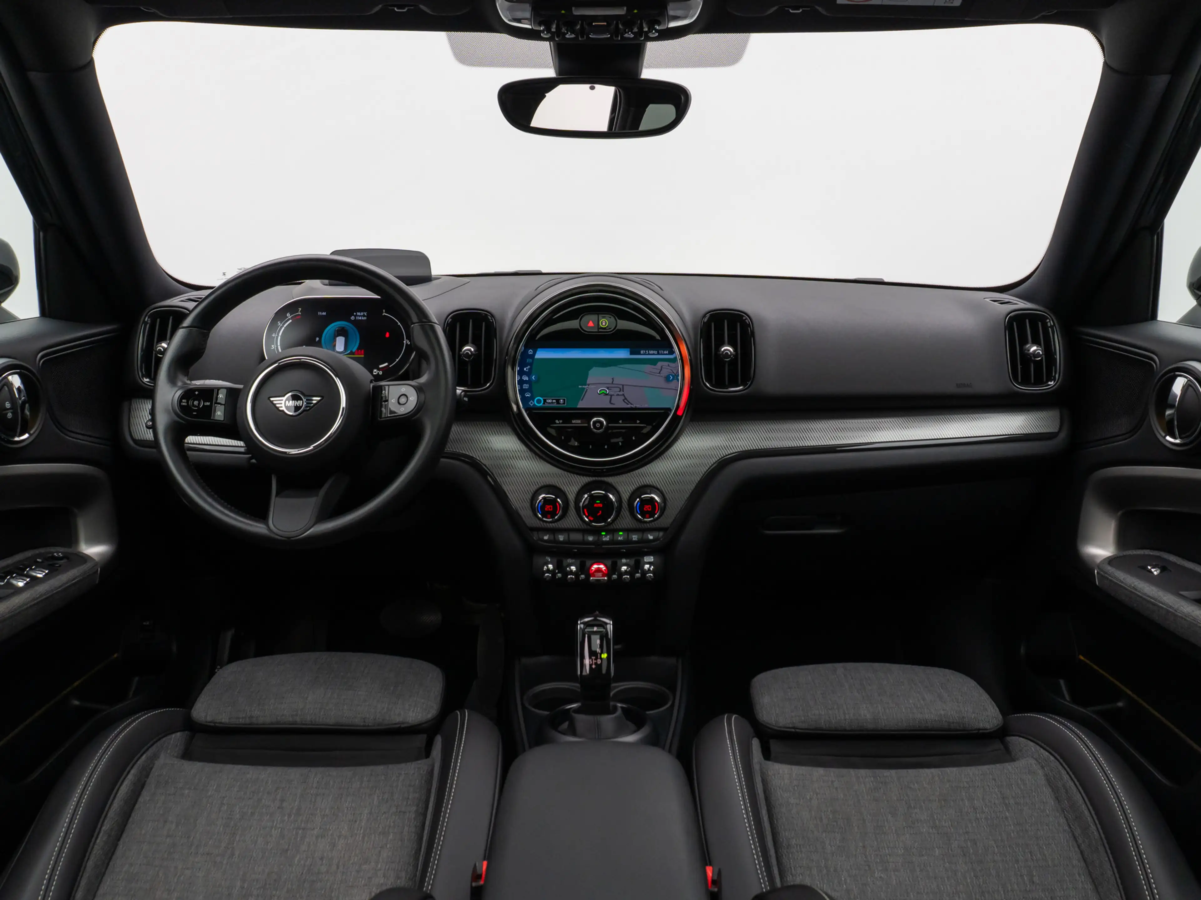 MINI Cooper Countryman HUD Panorama Kamera Sportsitze — photo 38