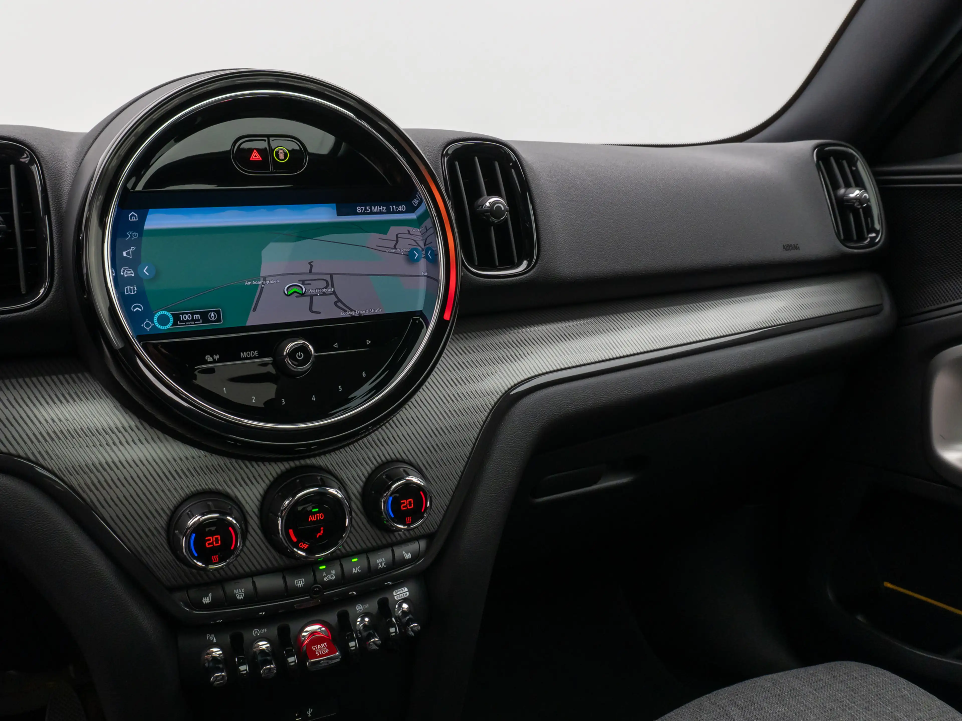 MINI Cooper Countryman HUD Panorama Kamera Sportsitze — photo 21