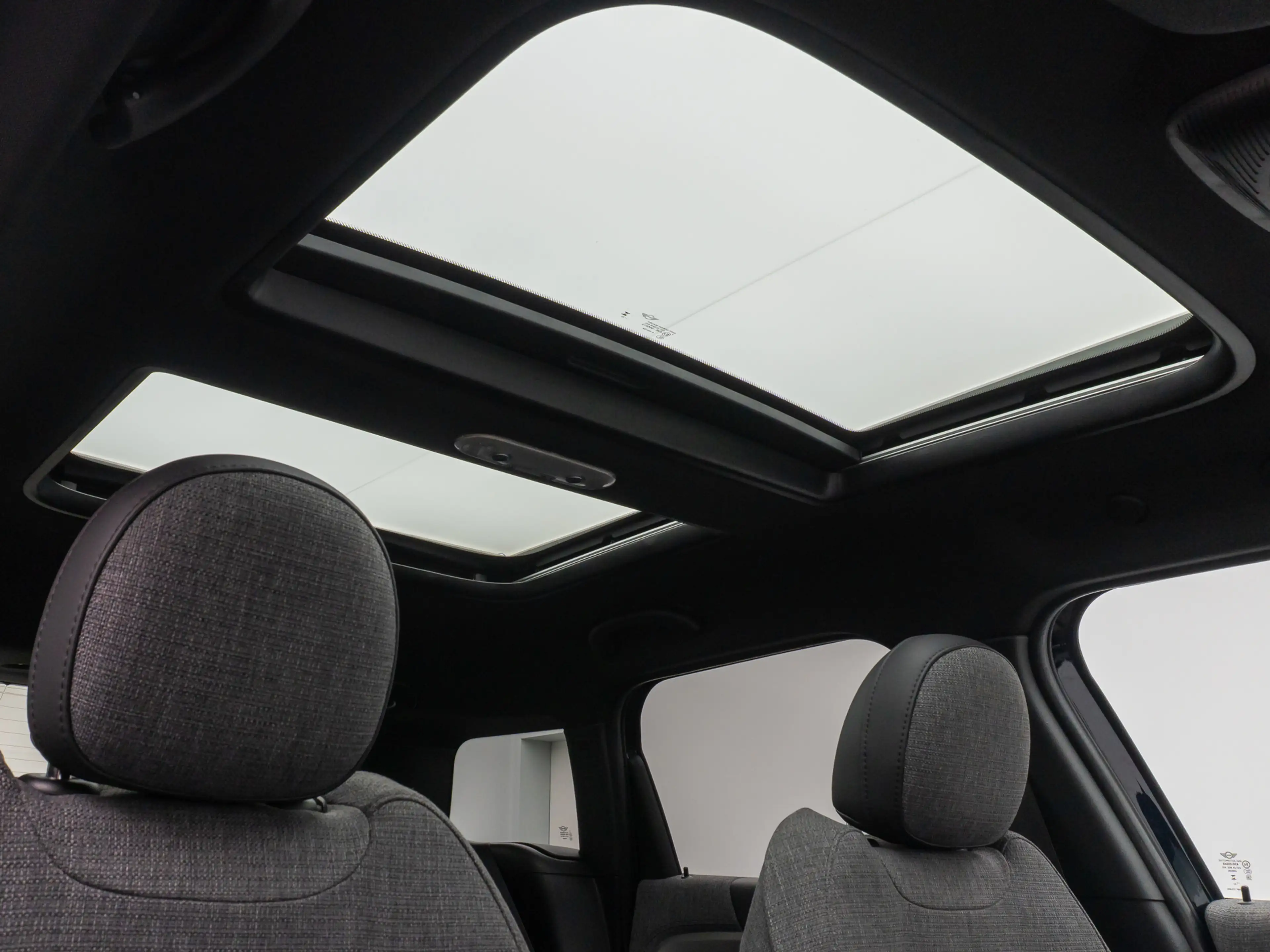 MINI Cooper Countryman HUD Panorama Kamera Sportsitze — photo 29