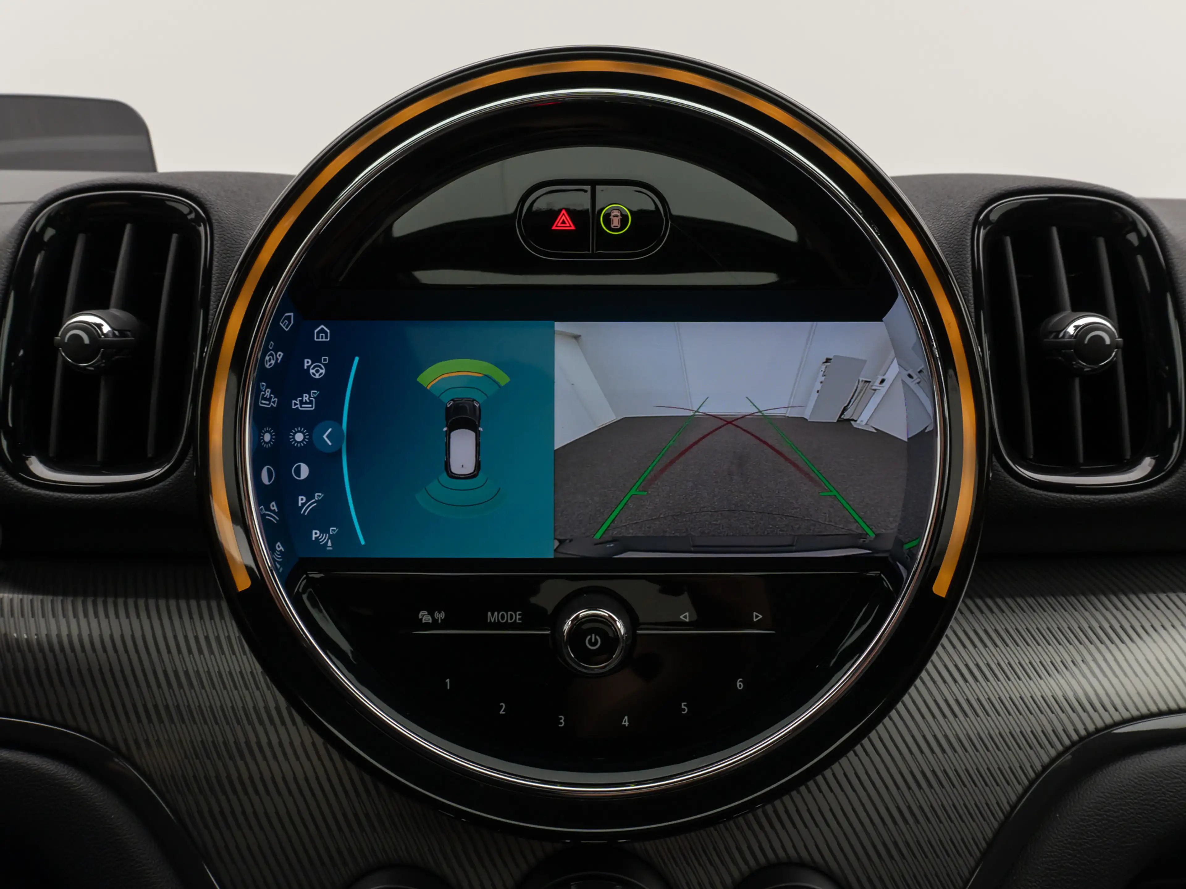 MINI Cooper Countryman HUD Panorama Kamera Sportsitze — photo 41