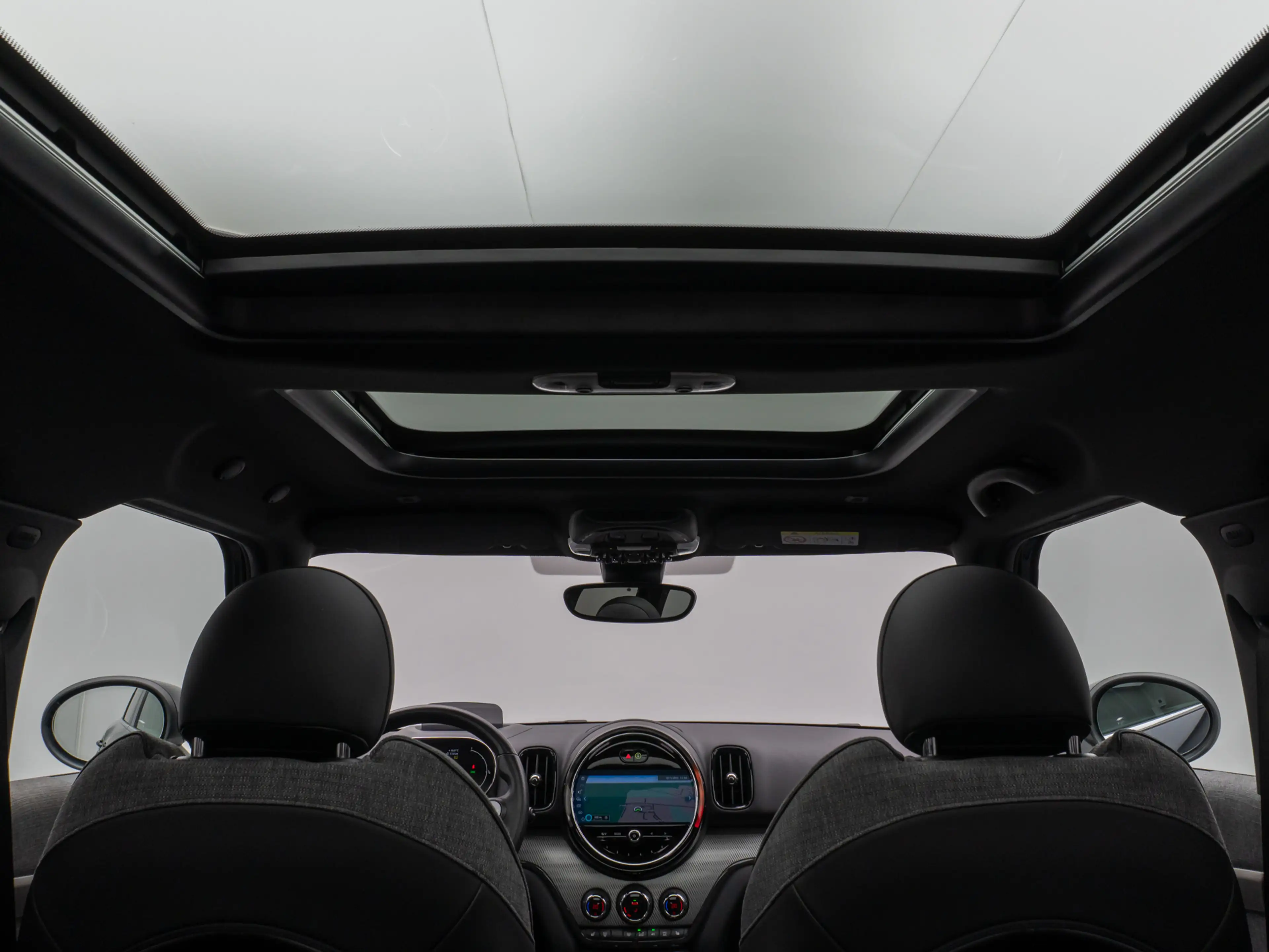 MINI Cooper Countryman HUD Panorama Kamera Sportsitze — photo 28