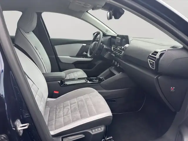 Citroen C4 view 9