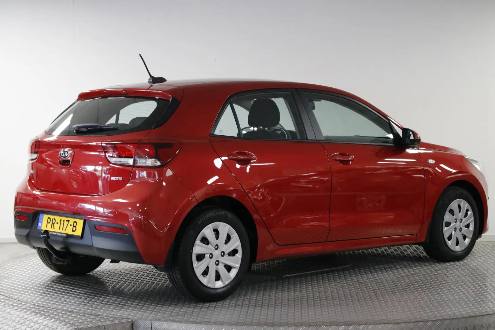Kia Rio 1.0 TGDI ComfortPlusLine Navigator Airco | Carplay Rot - 2