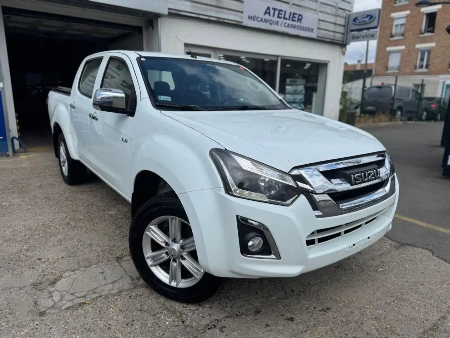 Isuzu D-Max 1.9 TD 163 DOUBLE CABINE Negro - 2