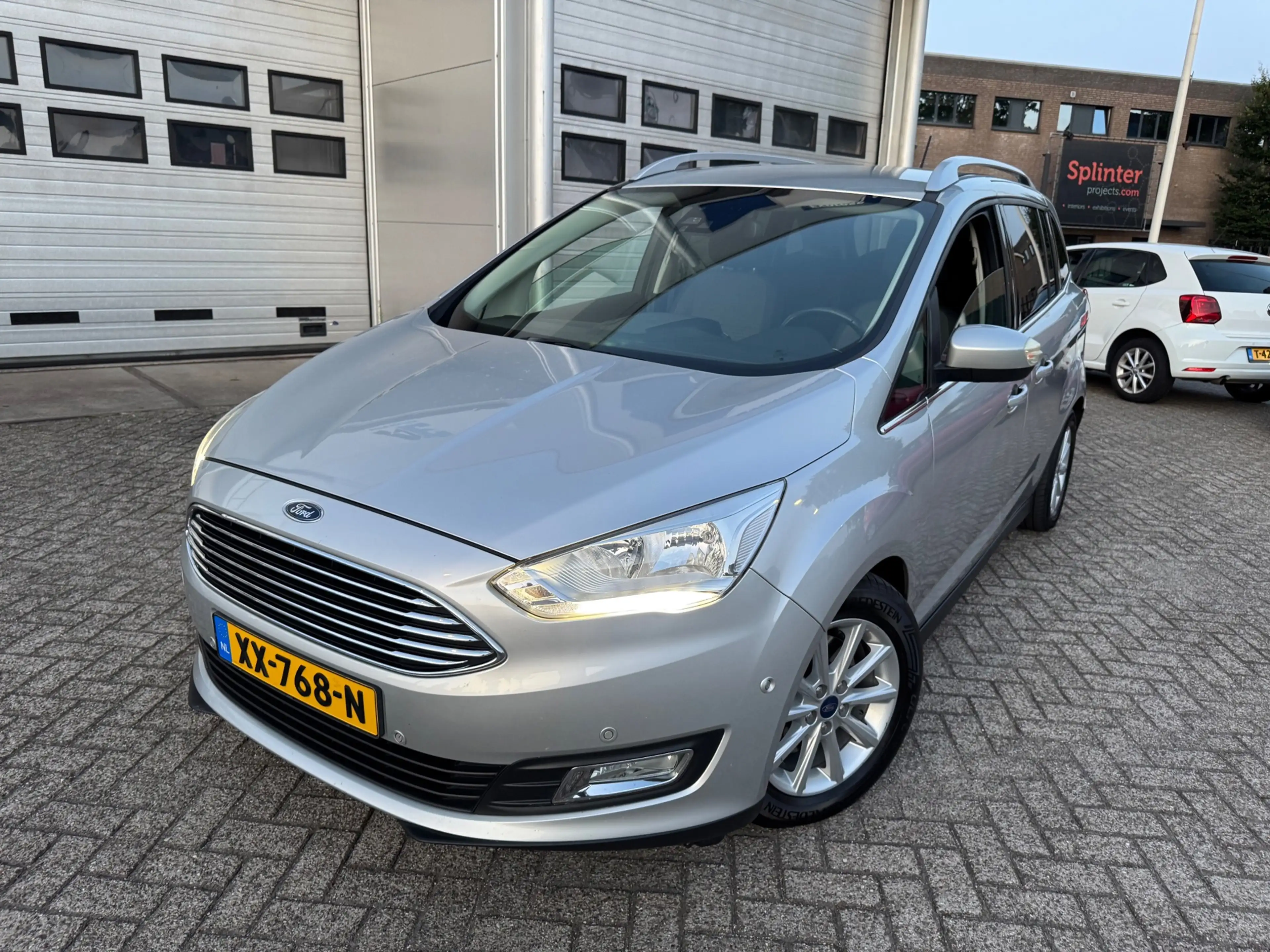 Ford Grand C-Max 1.0 Titanium 7PERS, Led, Navigatie — photo 4