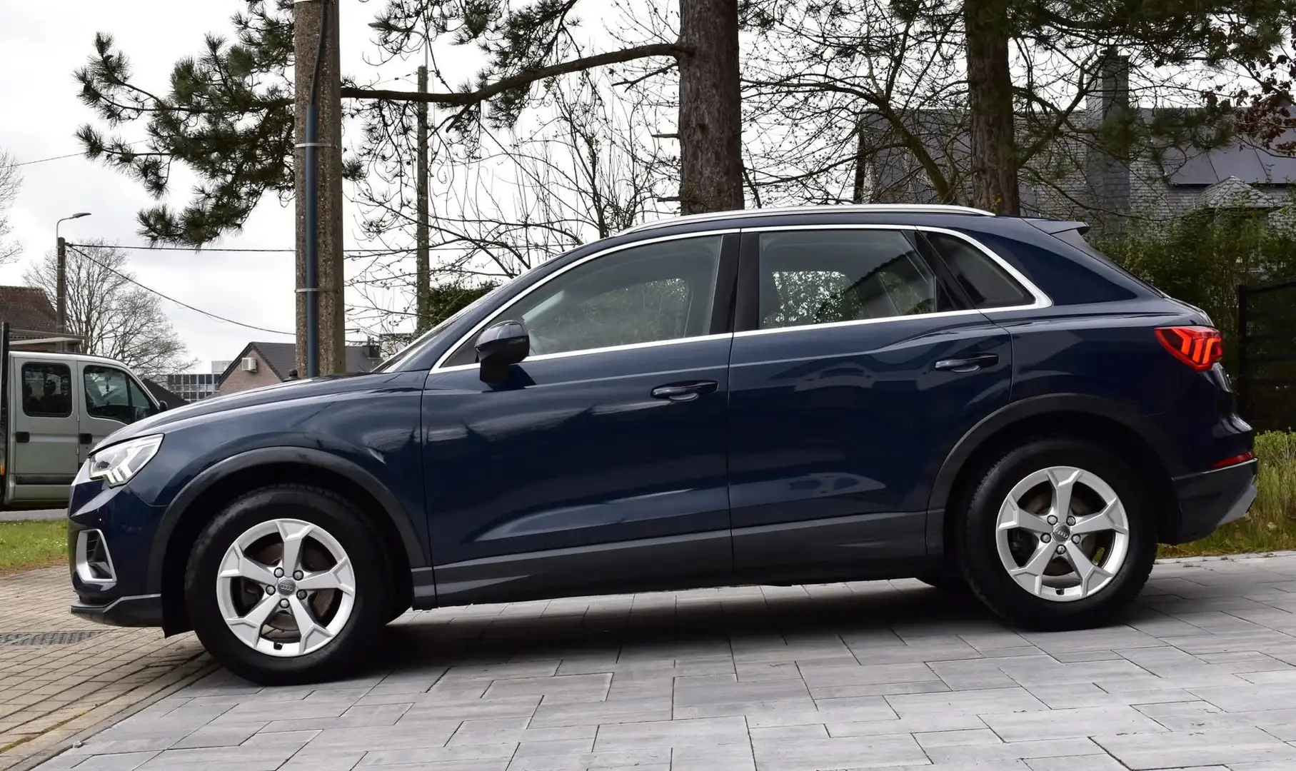 Audi Q3 35 TFSI Advanced ** CARPLAY ** GARANTIE ** Blau - 2