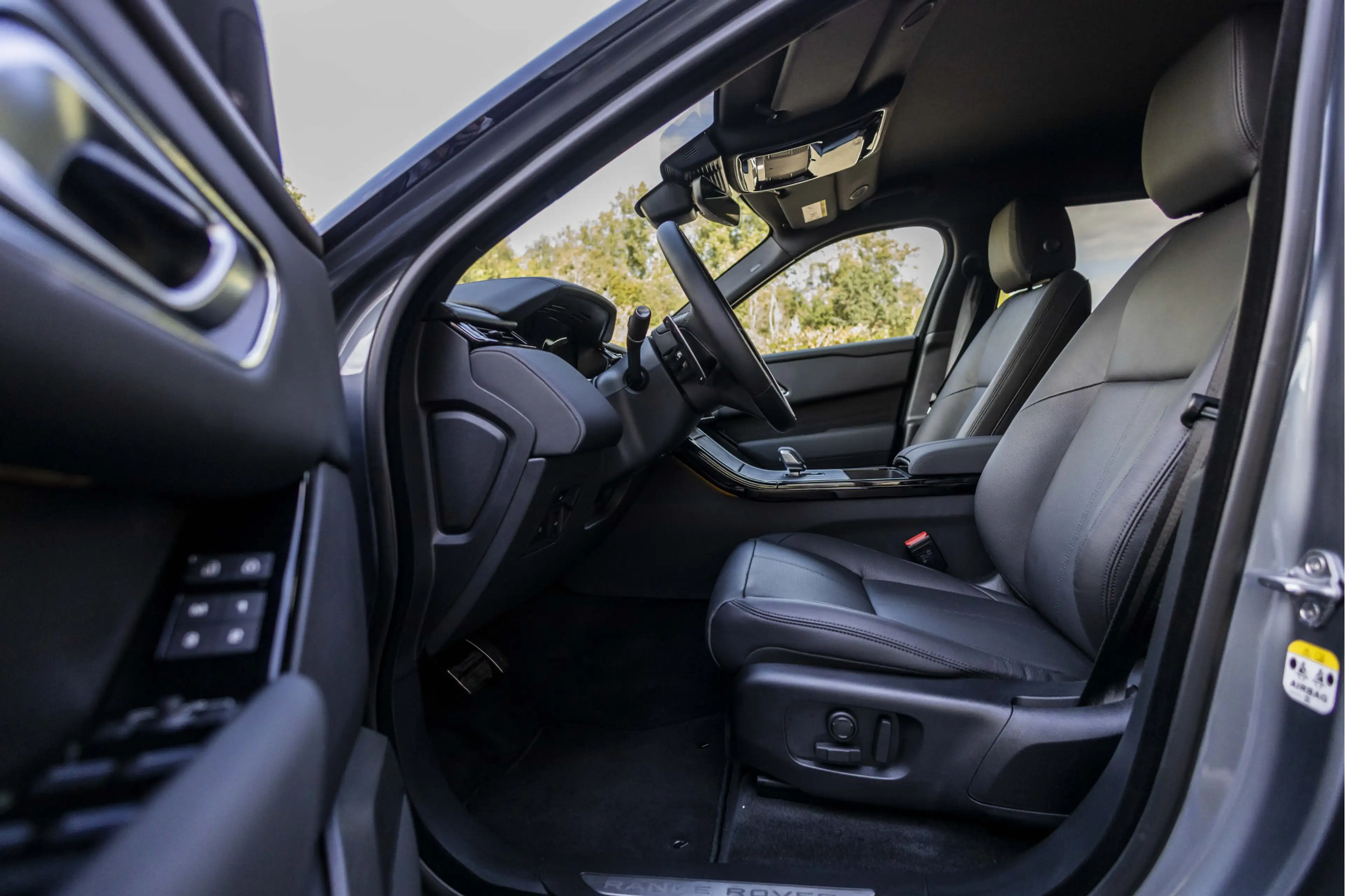 Land Rover Range Rover Velar 2.0 P400e Wordt verwacht! — photo 5