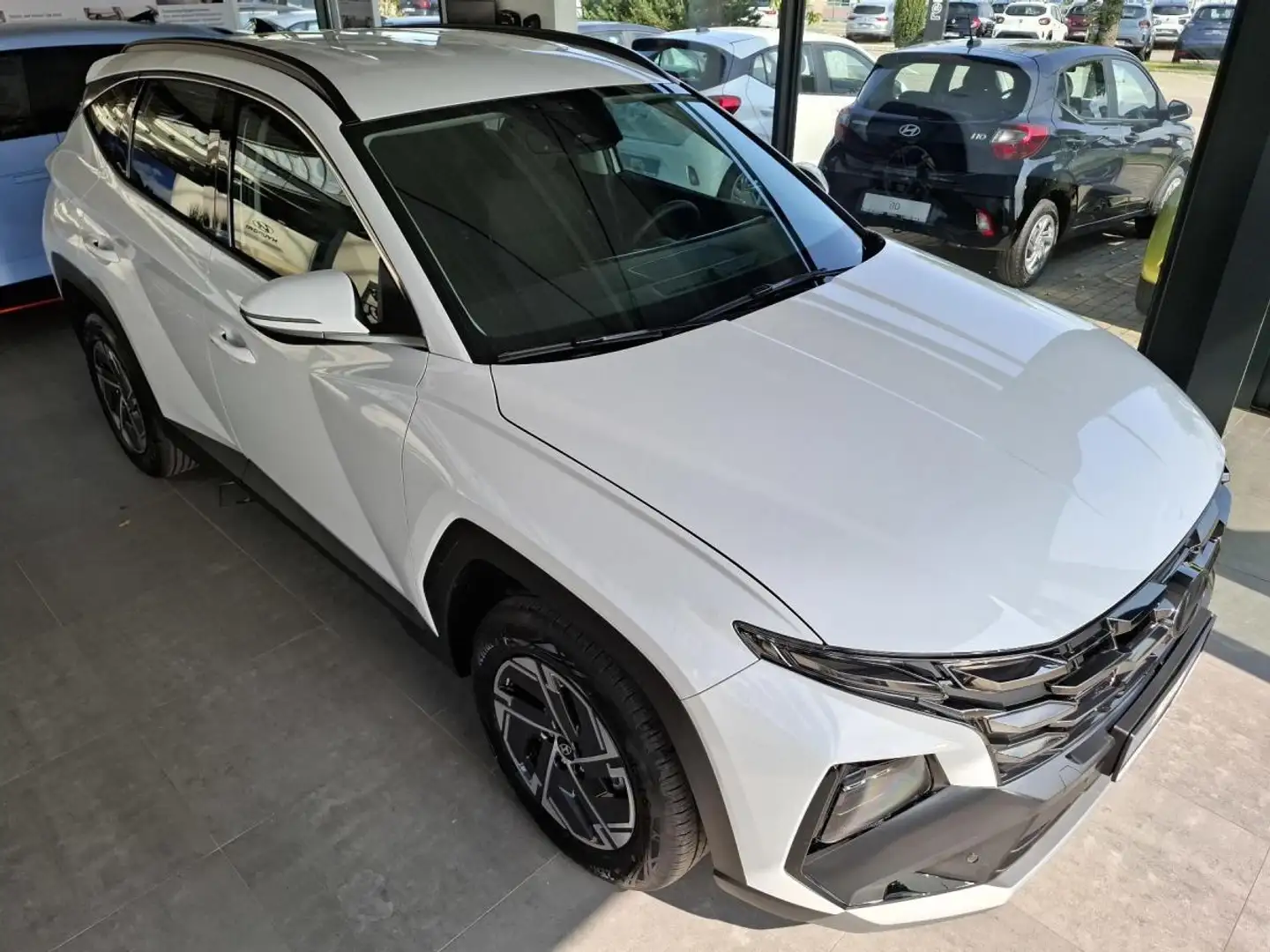 Hyundai TUCSON MJ25 1.6 T-GDI 48V Select mit Design-Paket Weiß - 2