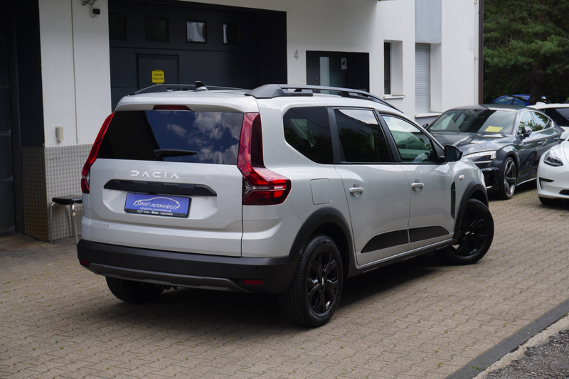 Dacia Jogger 1.0 TCe Extreme+ LPG+KLIMA+NAVI+KAMERA+AHK+ALU+1Hand — photo 6