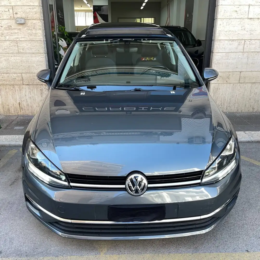 Volkswagen Golf Golf 1.6 TDI 115 CV 5p. Highline BlueMotion Techno Gris - 1