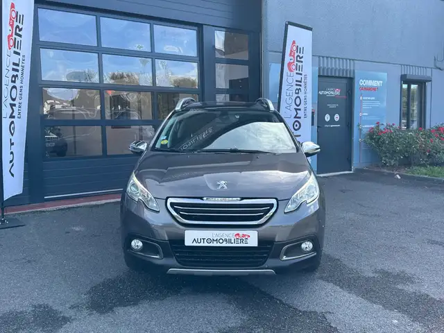 Peugeot 2008 view 3