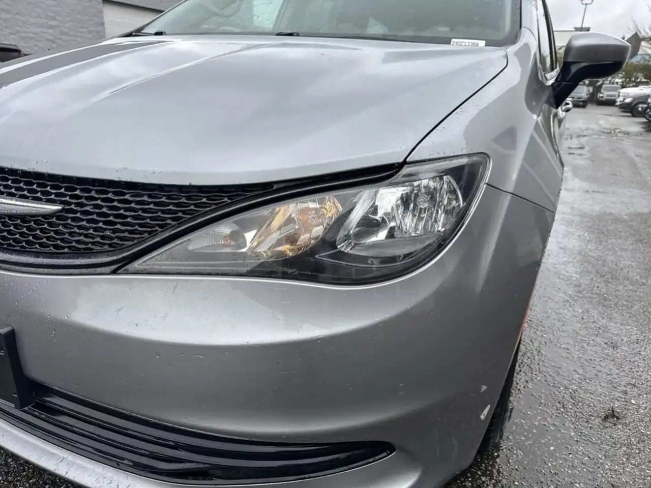 Chrysler Pacifica снимка Chrysler Pacifica