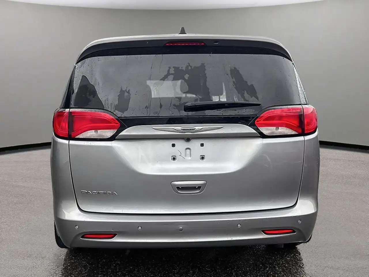 Chrysler Pacifica снимка Chrysler Pacifica