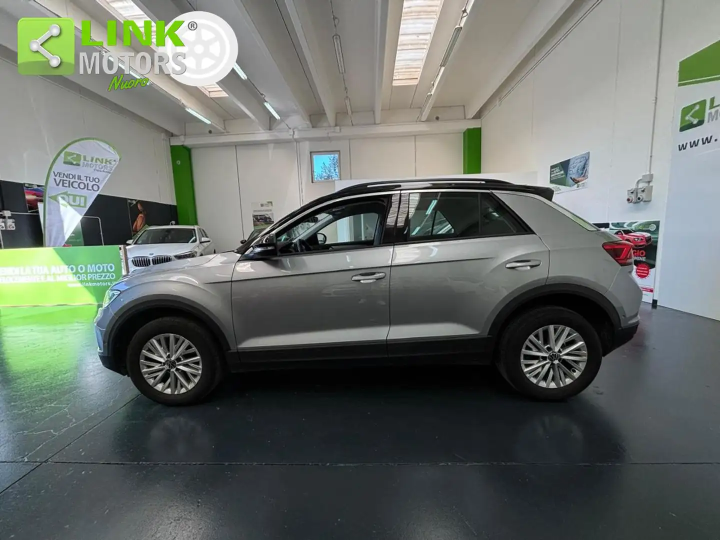 Volkswagen T-Roc 1.5 TSI Life KM CERT, NAV, FULL LED. Grigio - 2