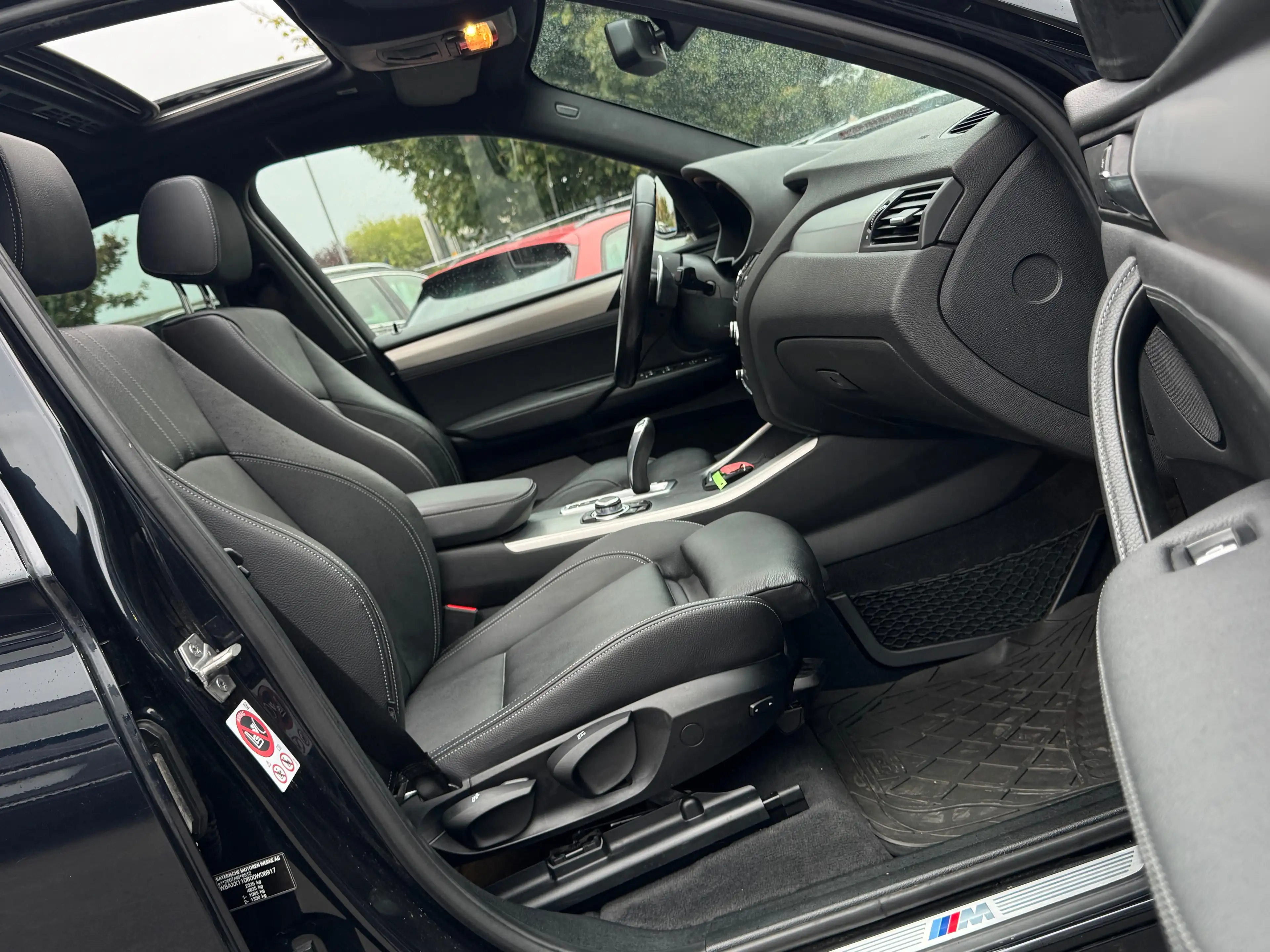BMW X4 2.0 dA xDrive20 / PACK M / BOITE AUTO / FULLOPTIONS — photo 10