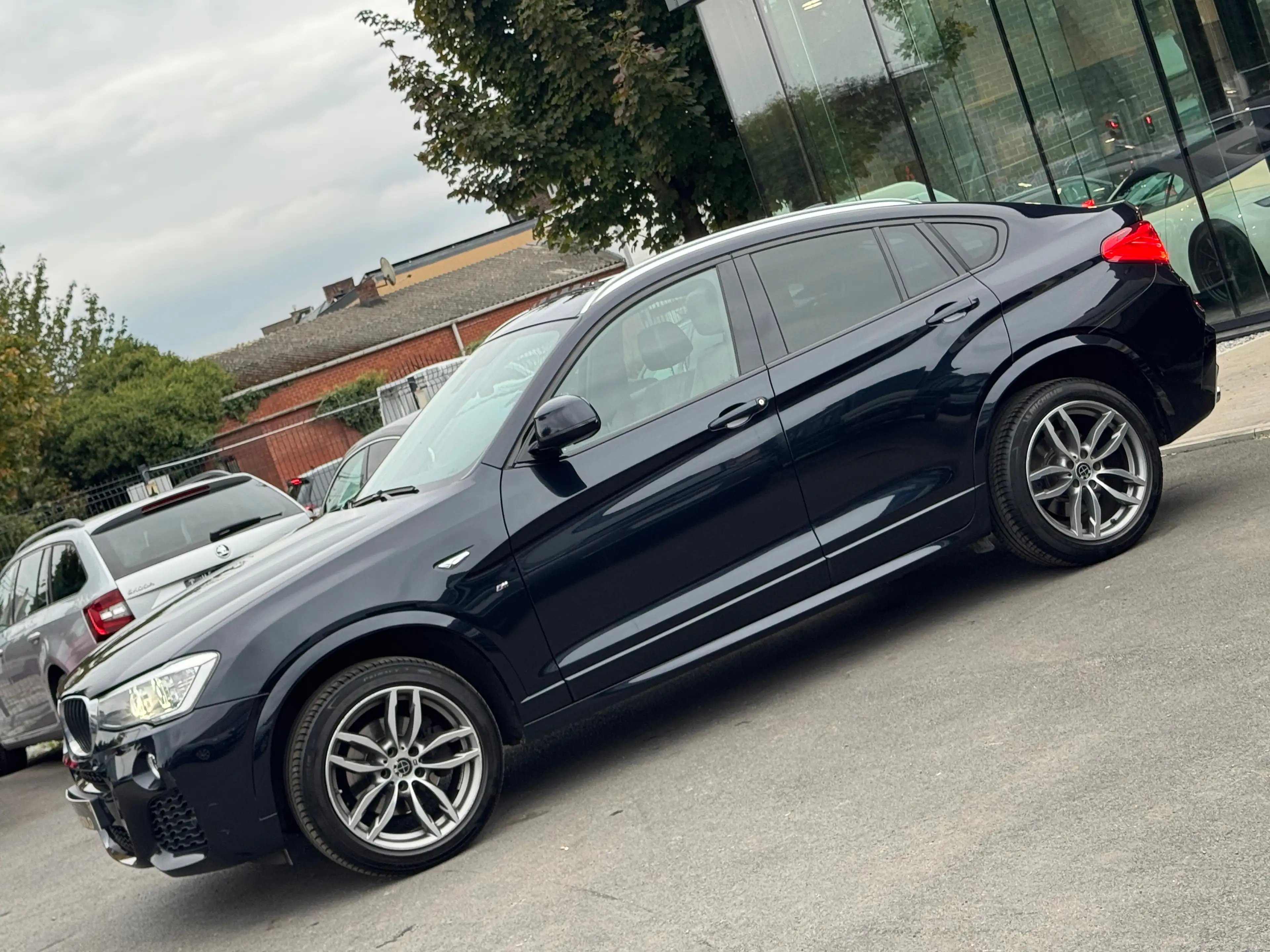 BMW X4 2.0 dA xDrive20 / PACK M / BOITE AUTO / FULLOPTIONS — photo 5
