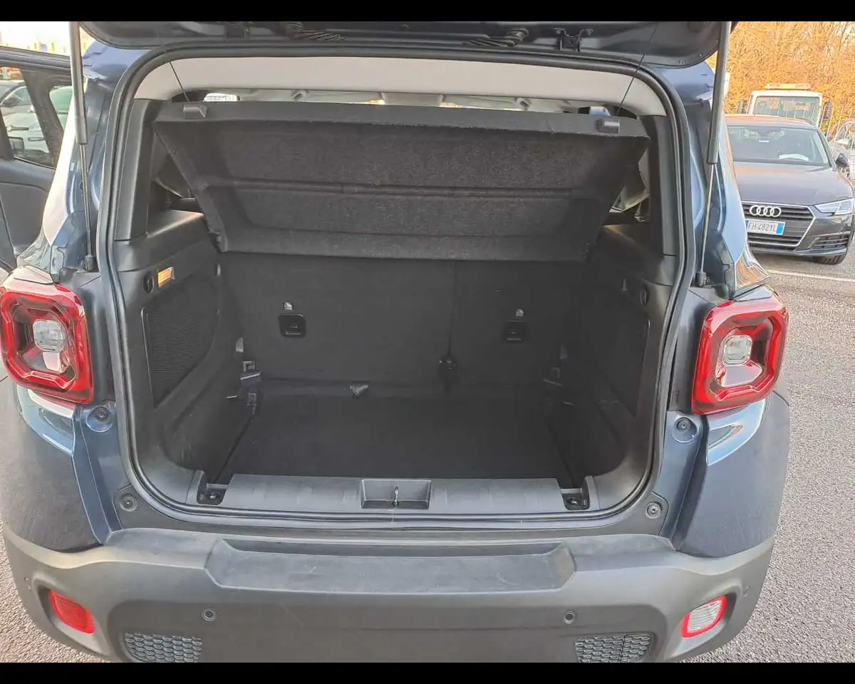 Jeep Renegade 1.6 Multijet II Limited 8