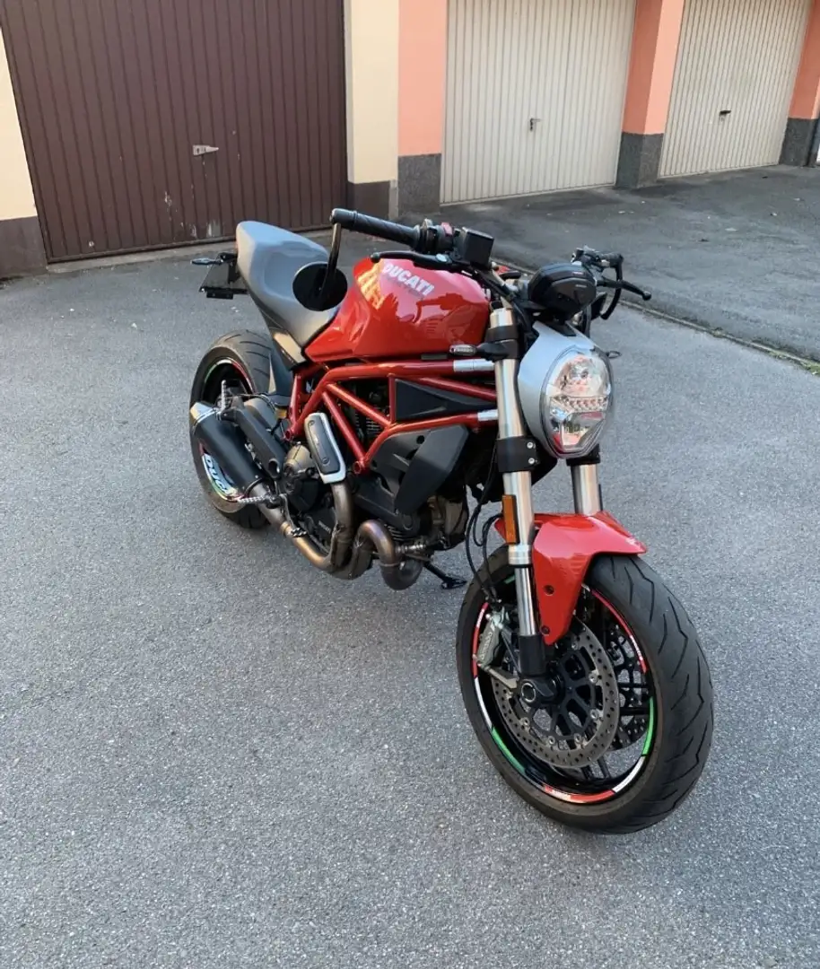 Ducati Monster 797 - 1