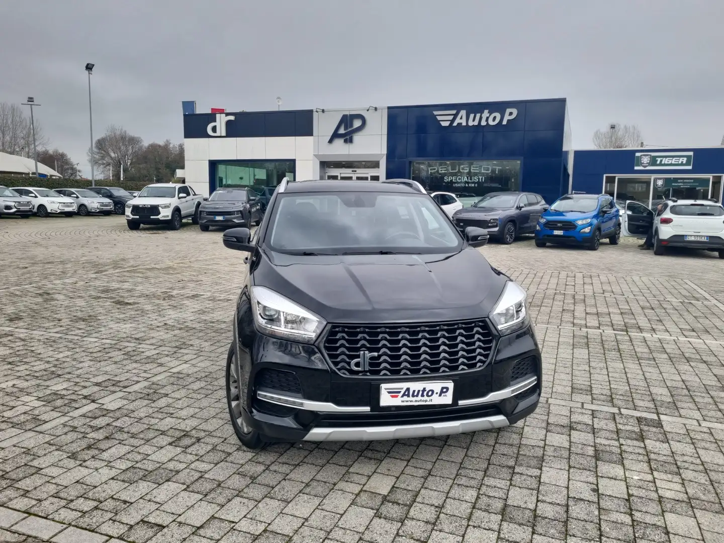 DR Automobiles DR4.0 dr 4.0 1.5 Bi-Fuel GPL Noir - 1