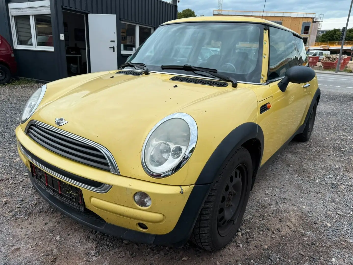MINI One Jaune - 1