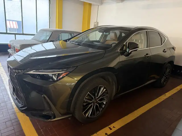 Lexus NX 450h+ LUXURY PLUG IN 4WD Hybrid