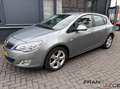 Opel Astra 1.6i Edition Airco LM 17" Cruise AUX Trekhaak 5drs Grijs - thumbnail 1