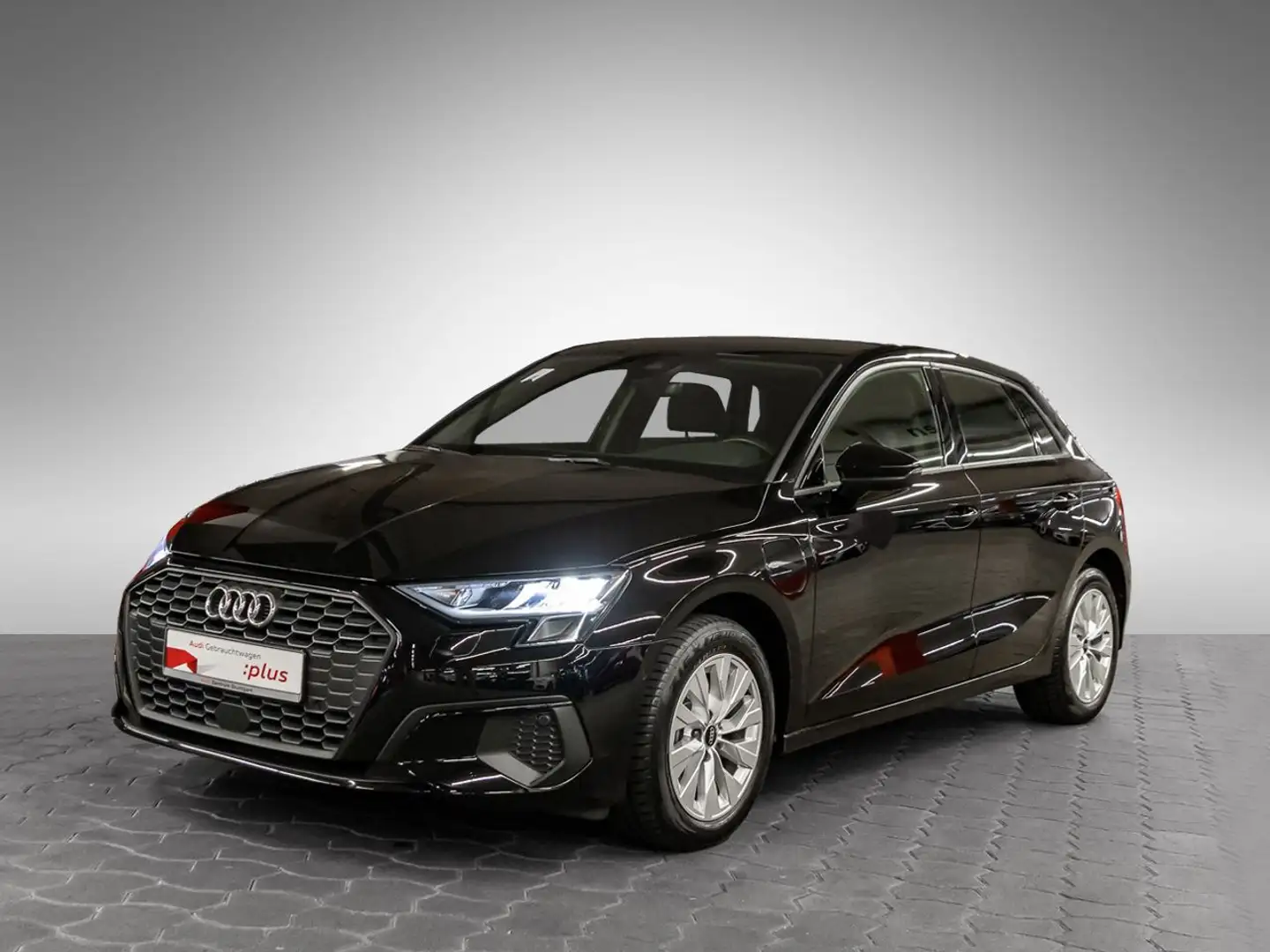 Audi A3 40 TFSI e LED virtCo SHZ PDCplus Schwarz - 2