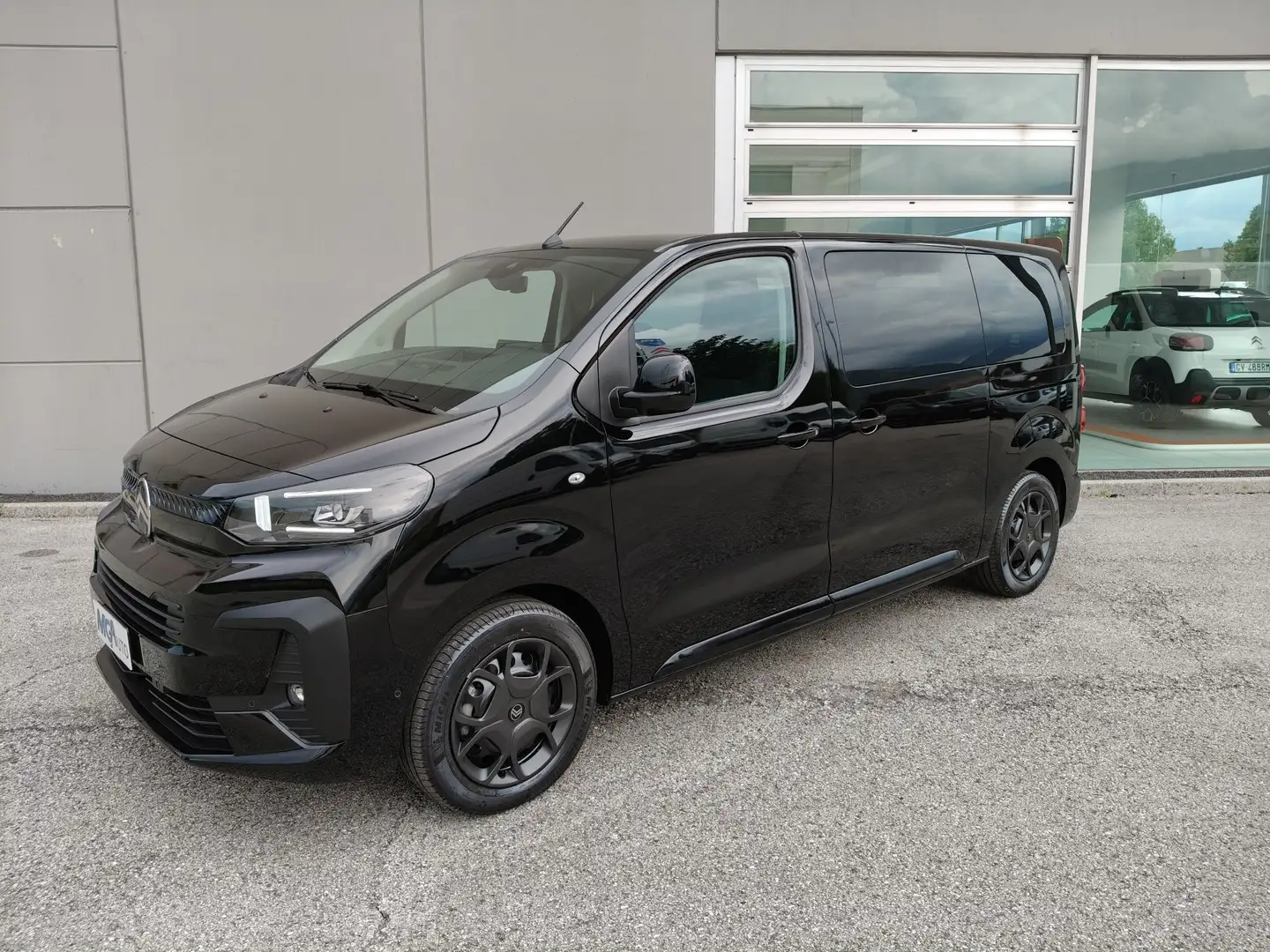 Citroen Spacetourer 2.0 Blue-HDI 180 CV EAT8 Business 8 posti 4.95 m Nero - 2