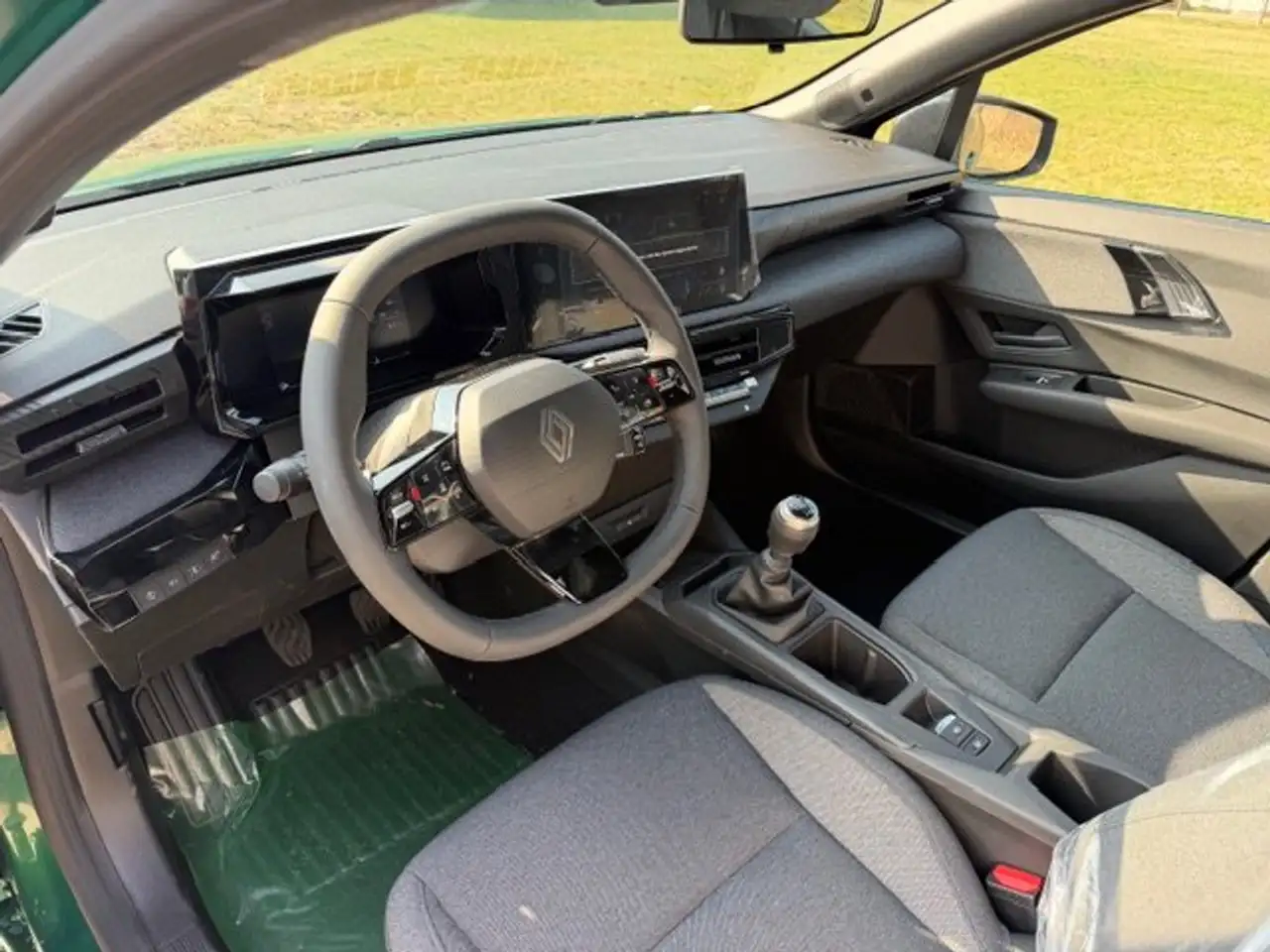 Renault Clio VI 115 TCe 115 Evolution *Lieferung möglich 9